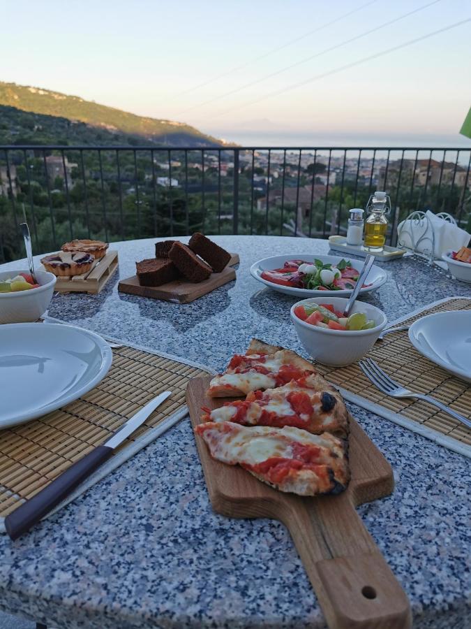 L'Angolo Di Campagna Piano di Sorrento Bagian luar foto