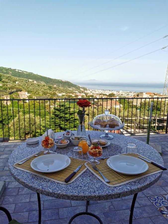 L'Angolo Di Campagna Piano di Sorrento Bagian luar foto