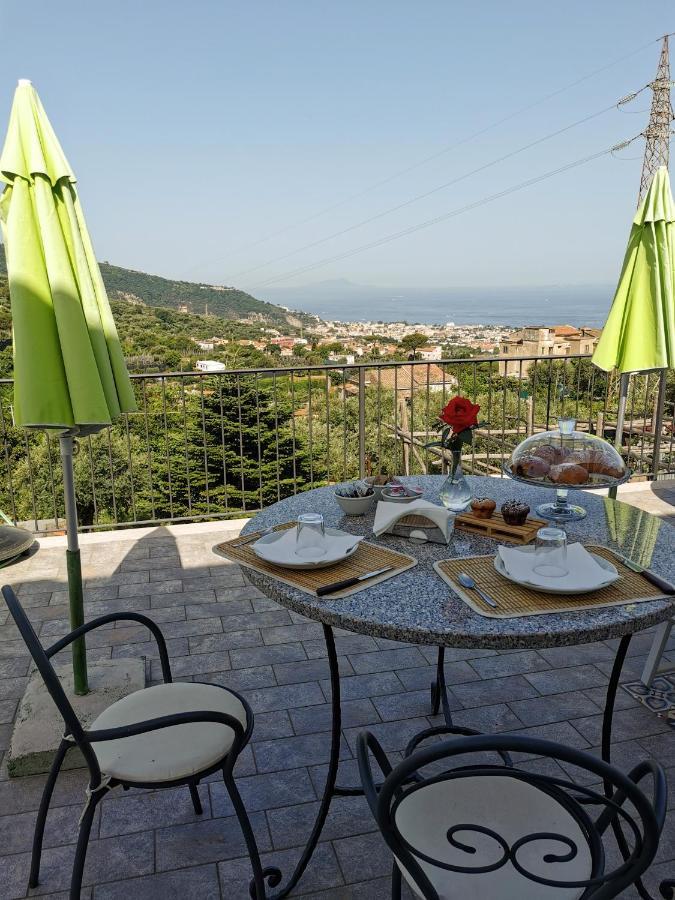 L'Angolo Di Campagna Piano di Sorrento Bagian luar foto